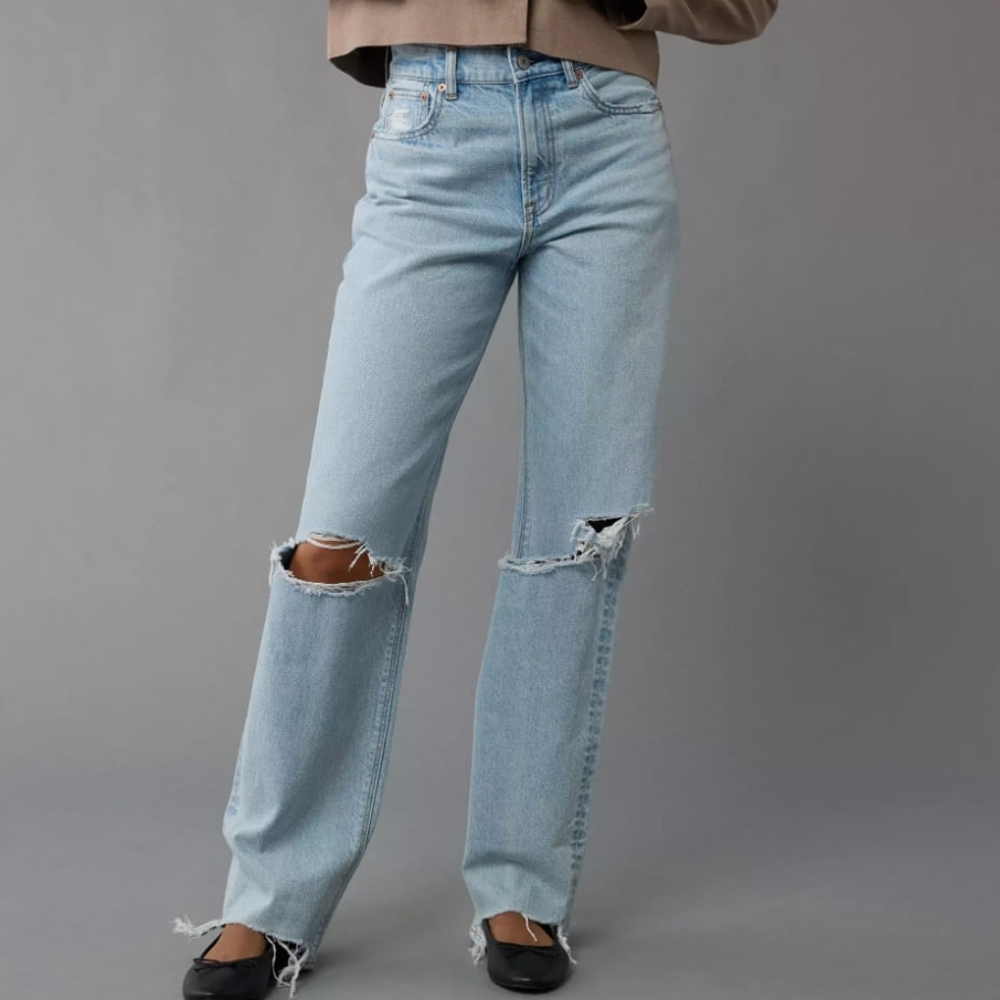 American Eagle Outfitters Light Blue Straight Leg Jeans